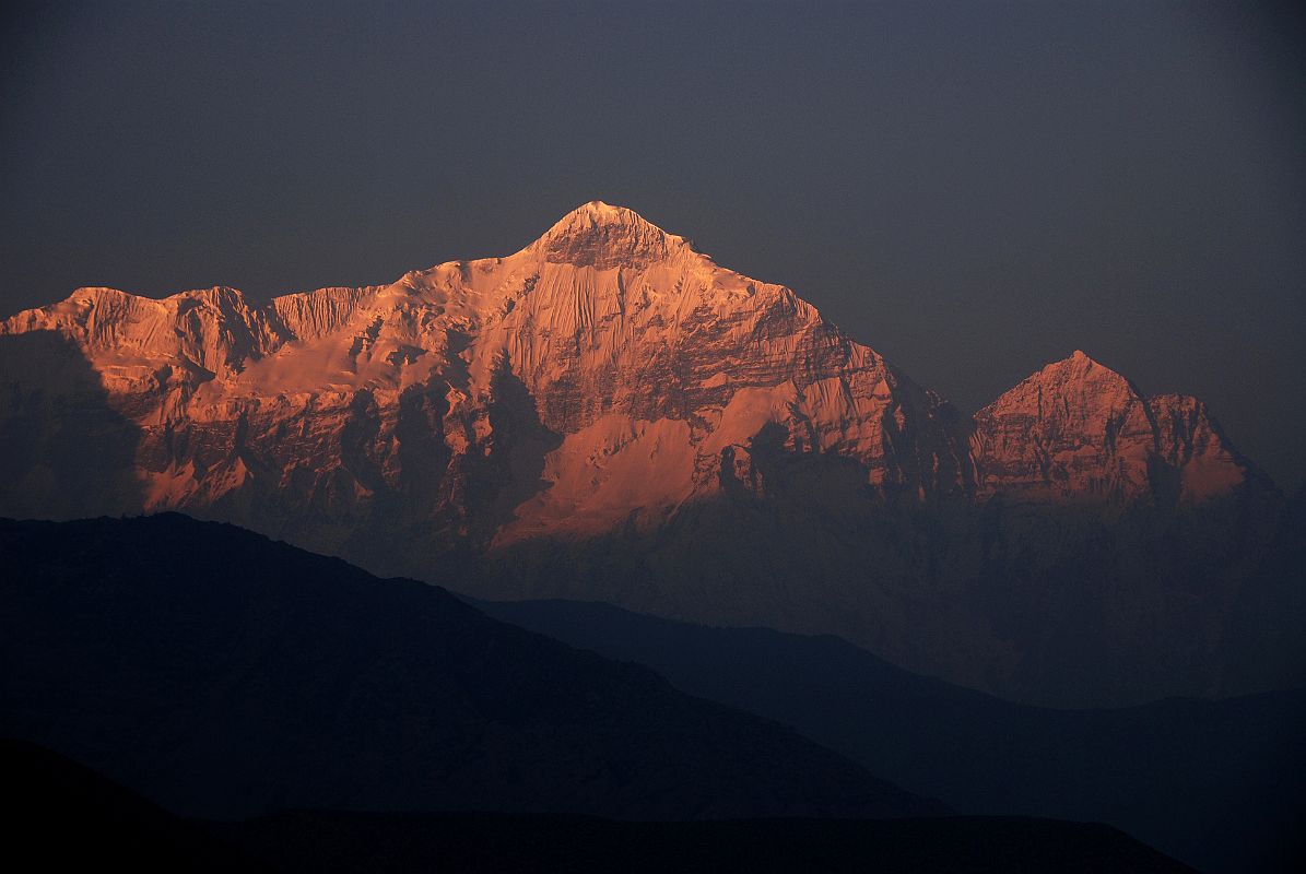 215 Nilgiri North At Sunrise From Kagbeni Nilgiri shone at sunrise from Kagbeni.